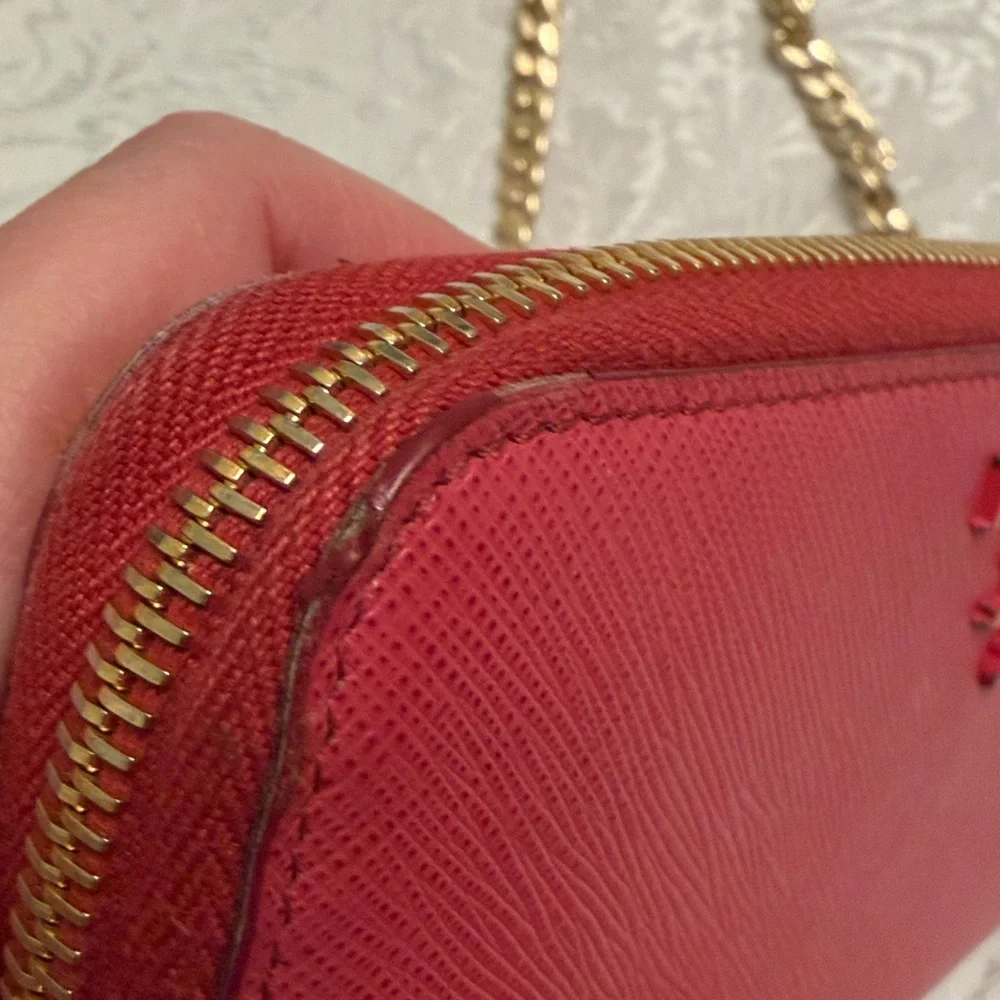 Prada Saffiano Leather Wallet💕